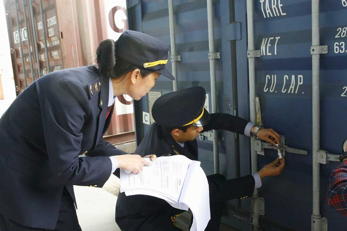 進出口報關、報檢服務